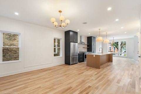 Tiny photo for 1635 W 21st Place #1, Chicago, IL 60608 (MLS # 12500325)