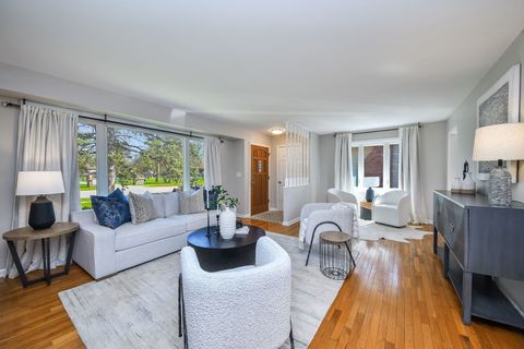 Tiny photo for 28W521 Warrenville Road, Warrenville, IL 60555 (MLS # 12627168)