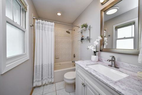 Tiny photo for 28W521 Warrenville Road, Warrenville, IL 60555 (MLS # 12627168)