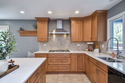 Tiny photo for 28W521 Warrenville Road, Warrenville, IL 60555 (MLS # 12627168)
