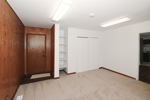 Tiny photo for 755 Cambridge Lane, Hoffman Estates, IL 60169 (MLS # 12582338)