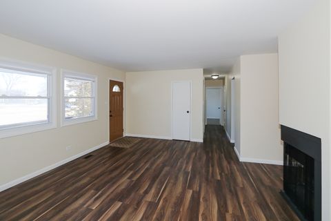 Tiny photo for 755 Cambridge Lane, Hoffman Estates, IL 60169 (MLS # 12582338)