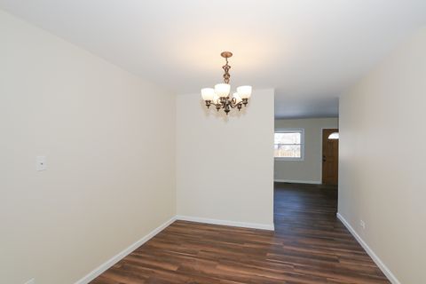 Tiny photo for 755 Cambridge Lane, Hoffman Estates, IL 60169 (MLS # 12582338)