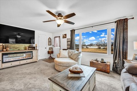 Tiny photo for 605 Belaire Drive, Washington, IL 61571 (MLS # 12540185)