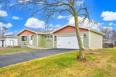 Tiny photo for 605 Belaire Drive, Washington, IL 61571 (MLS # 12540185)