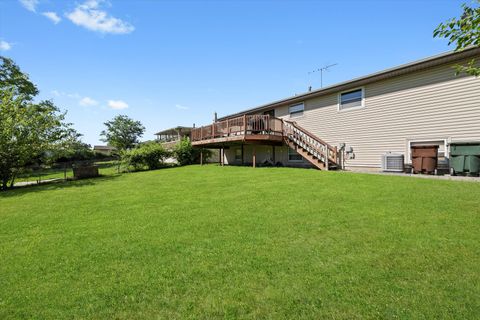 Tiny photo for 17115 Magnolia Drive, Hazel Crest, IL 60429 (MLS # 12489147)