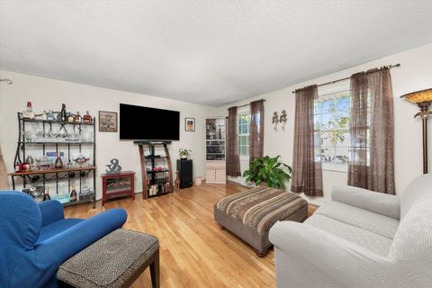 Tiny photo for 17115 Magnolia Drive, Hazel Crest, IL 60429 (MLS # 12489147)