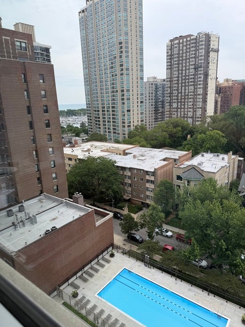 Tiny photo for 555 W Cornelia Avenue #1308, Chicago, IL 60657 (MLS # 12729463)