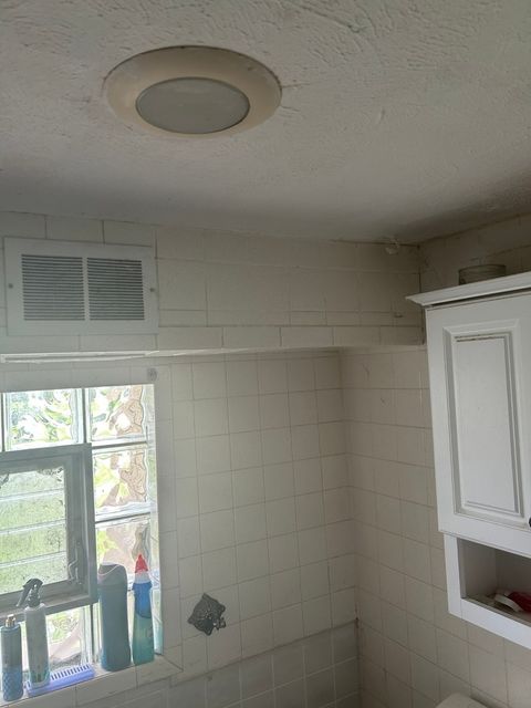 Tiny photo for 16125 Forest Avenue, Oak Forest, IL 60452 (MLS # 12669846)