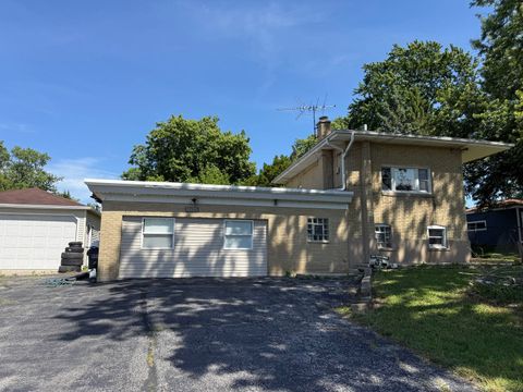 Photo of 16125 Forest Avenue, Oak Forest, IL 60452 (MLS # 12669846)