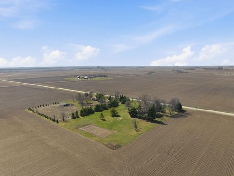 Tiny photo for 12347 N 400 East Road E, Stanford, IL 61774 (MLS # 12598879)