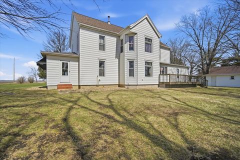 Tiny photo for 12347 N 400 East Road E, Stanford, IL 61774 (MLS # 12598879)