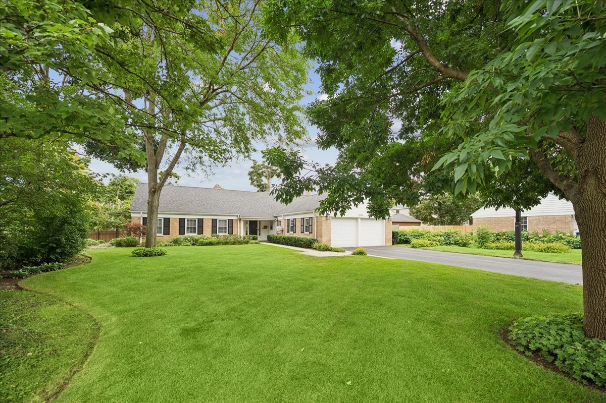 1043 Old Elm Lane