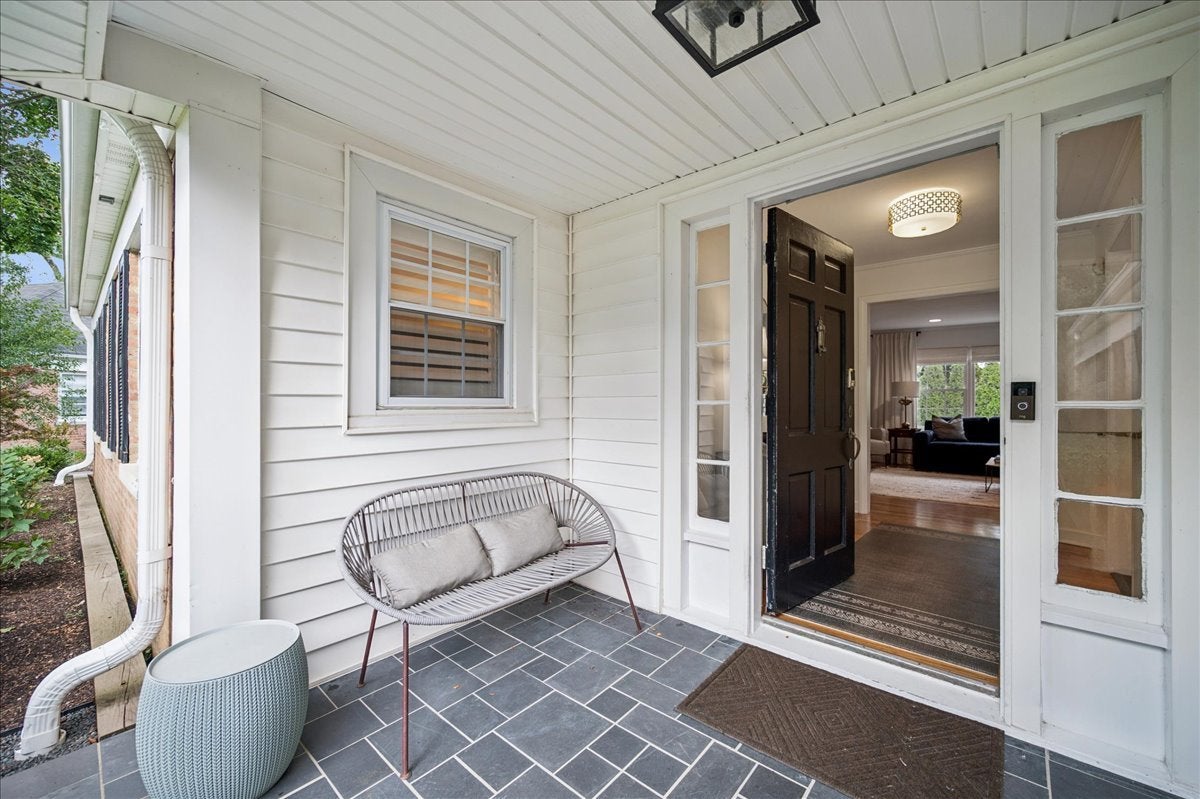 1043 Old Elm Lane