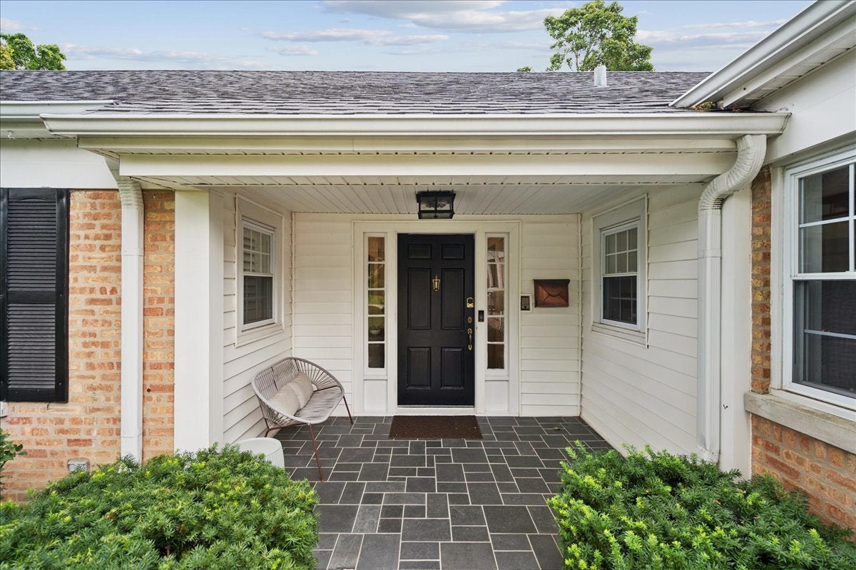 1043 Old Elm Lane