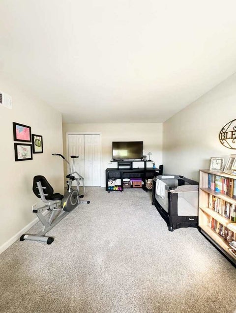 Tiny photo for 14340 Streamwood Drive, Orland Park, IL 60467 (MLS # 12671174)