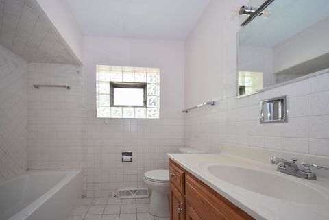 Tiny photo for 5041 N Knight Avenue, Norridge, IL 60706 (MLS # 12677084)