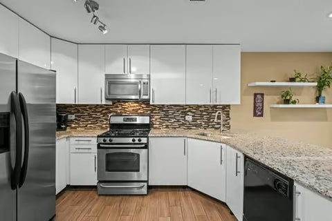 Tiny photo for 80 Commonwealth Court #3, Vernon Hills, IL 60061 (MLS # 12762142)