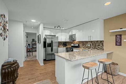 Tiny photo for 80 Commonwealth Court #3, Vernon Hills, IL 60061 (MLS # 12762142)