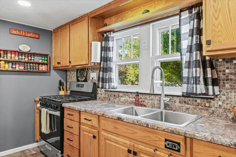 Tiny photo for 526 S Wood Street, Gibson City, IL 60936 (MLS # 12487206)