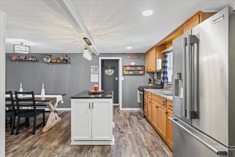 Tiny photo for 526 S Wood Street, Gibson City, IL 60936 (MLS # 12487206)