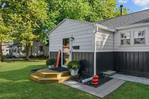 Tiny photo for 526 S Wood Street, Gibson City, IL 60936 (MLS # 12487206)