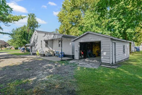 Tiny photo for 526 S Wood Street, Gibson City, IL 60936 (MLS # 12487206)