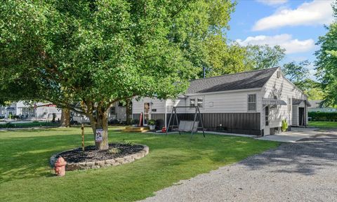 Tiny photo for 526 S Wood Street, Gibson City, IL 60936 (MLS # 12487206)