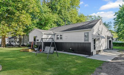 Tiny photo for 526 S Wood Street, Gibson City, IL 60936 (MLS # 12487206)