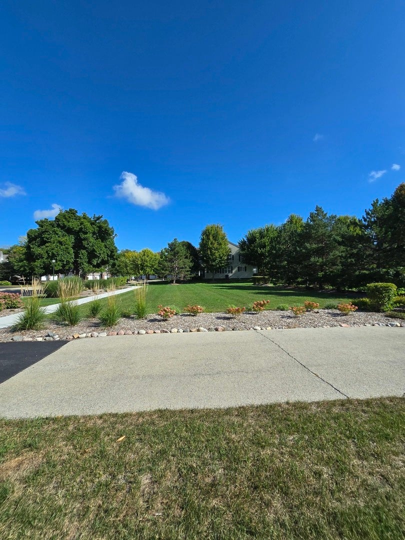 1121 Iron Horse Court