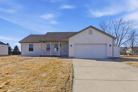 Photo of 906 Warren Street, Earlville, IL 60518 (MLS # 12576231)