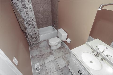 Tiny photo for 220 Kemah Lane, Schaumburg, IL 60193 (MLS # 12473804)