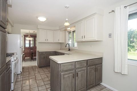 Tiny photo for 220 Kemah Lane, Schaumburg, IL 60193 (MLS # 12473804)