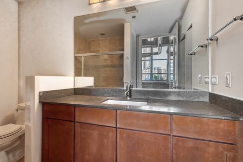 Tiny photo for 770 W GLADYS Avenue #606, Chicago, IL 60661 (MLS # 12487039)