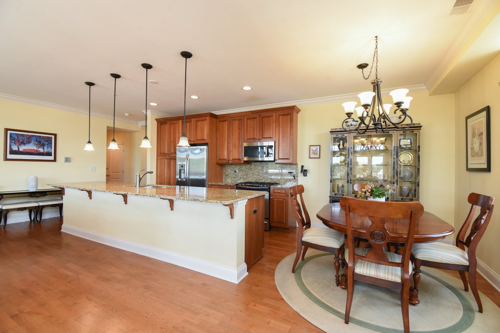 120 N Northwest Highway 304