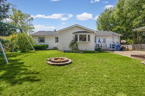 Tiny photo for 8731 S 80th Court, Hickory Hills, IL 60457 (MLS # 12725725)