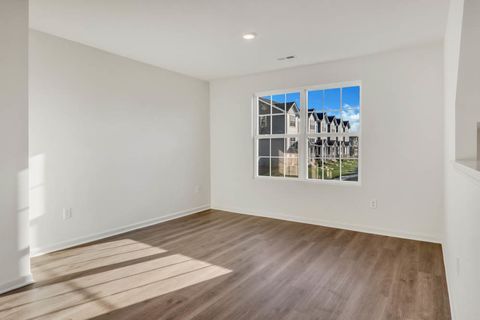 Tiny photo for 887 Briar Glen Court, Hampshire, IL 60140 (MLS # 12513572)