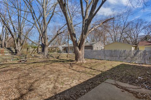 Tiny photo for 1616 Hunter Street, Urbana, IL 61802 (MLS # 12595602)