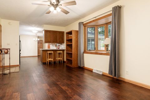 Tiny photo for 10320 Bluebonnet Drive, Machesney Park, IL 61115 (MLS # 12496074)