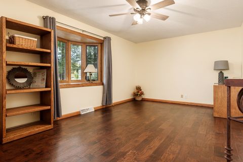 Tiny photo for 10320 Bluebonnet Drive, Machesney Park, IL 61115 (MLS # 12496074)