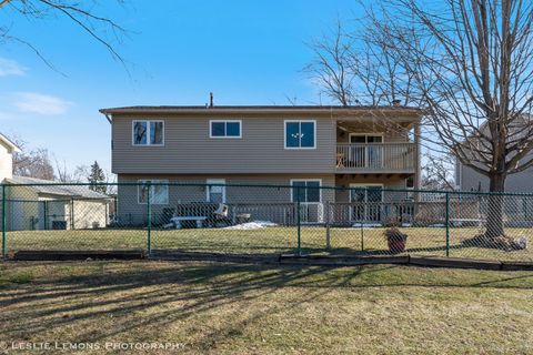 Tiny photo for 409 N Ashbury Avenue, Bolingbrook, IL 60440 (MLS # 12535712)