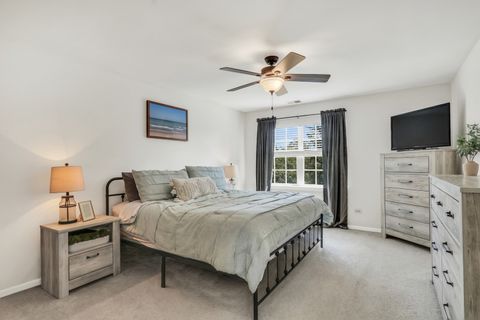 Tiny photo for 1881 Canterbury Court, Gurnee, IL 60031 (MLS # 12472945)