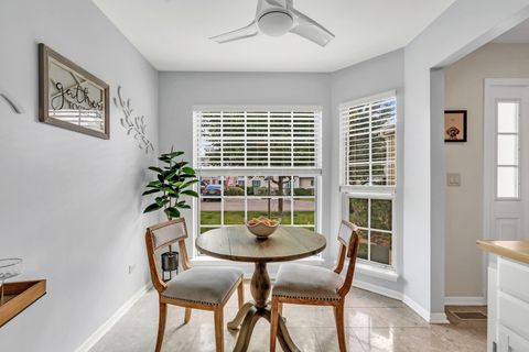 Tiny photo for 1881 Canterbury Court, Gurnee, IL 60031 (MLS # 12472945)