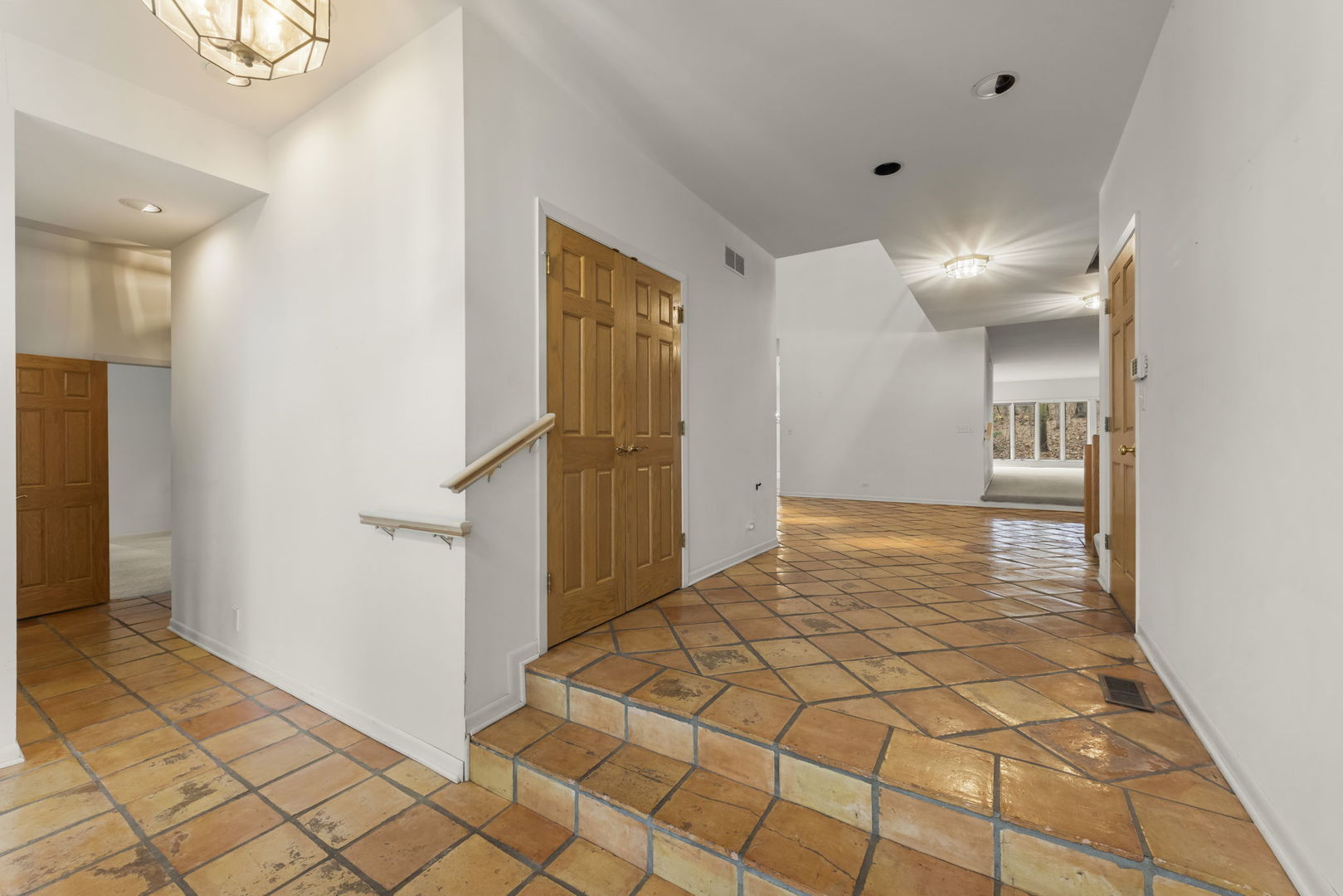 371 W Arboretum Circle