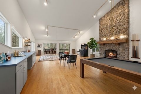 Tiny photo for 371 W Arboretum Circle, Wheaton, IL 60189 (MLS # 12588986)