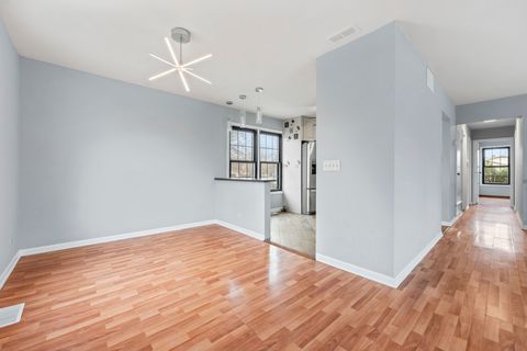 Tiny photo for 161 Oakwood Drive, Bolingbrook, IL 60440 (MLS # 12615165)