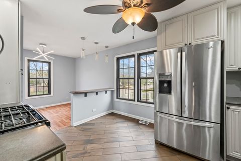 Tiny photo for 161 Oakwood Drive, Bolingbrook, IL 60440 (MLS # 12615165)