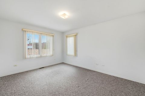 Tiny photo for 6916 W Forest Preserve Drive, Harwood Heights, IL 60706 (MLS # 12653100)
