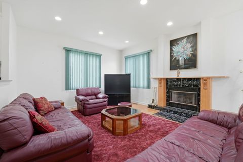 Tiny photo for 6916 W Forest Preserve Drive, Harwood Heights, IL 60706 (MLS # 12653100)