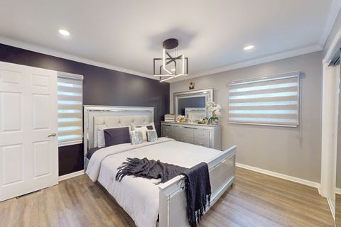 Tiny photo for 254 Harmony Lane, Elk Grove Village, IL 60007 (MLS # 12622553)